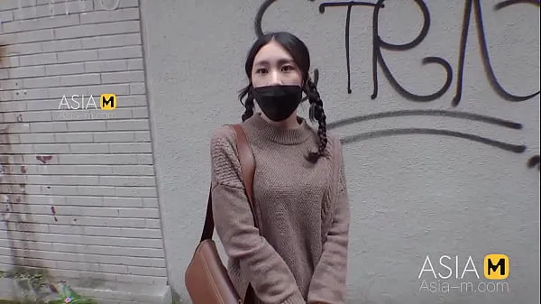 Street Hunter Bags Tan Ying Ying's Dripping Asian Pussy for Brutal Creampie Pound MDAG-0001