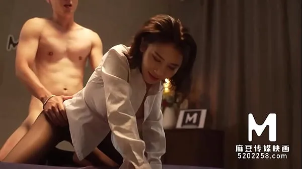 Busty Big Sis Secretary Zhou Ning Caresses Cock Before Brutal Pounding Creampie